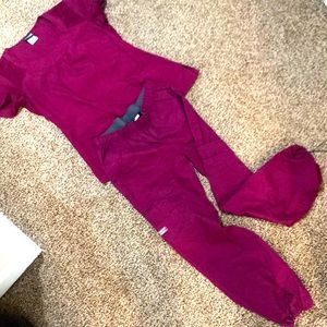 Burgundy Cherokee scrubs, XS